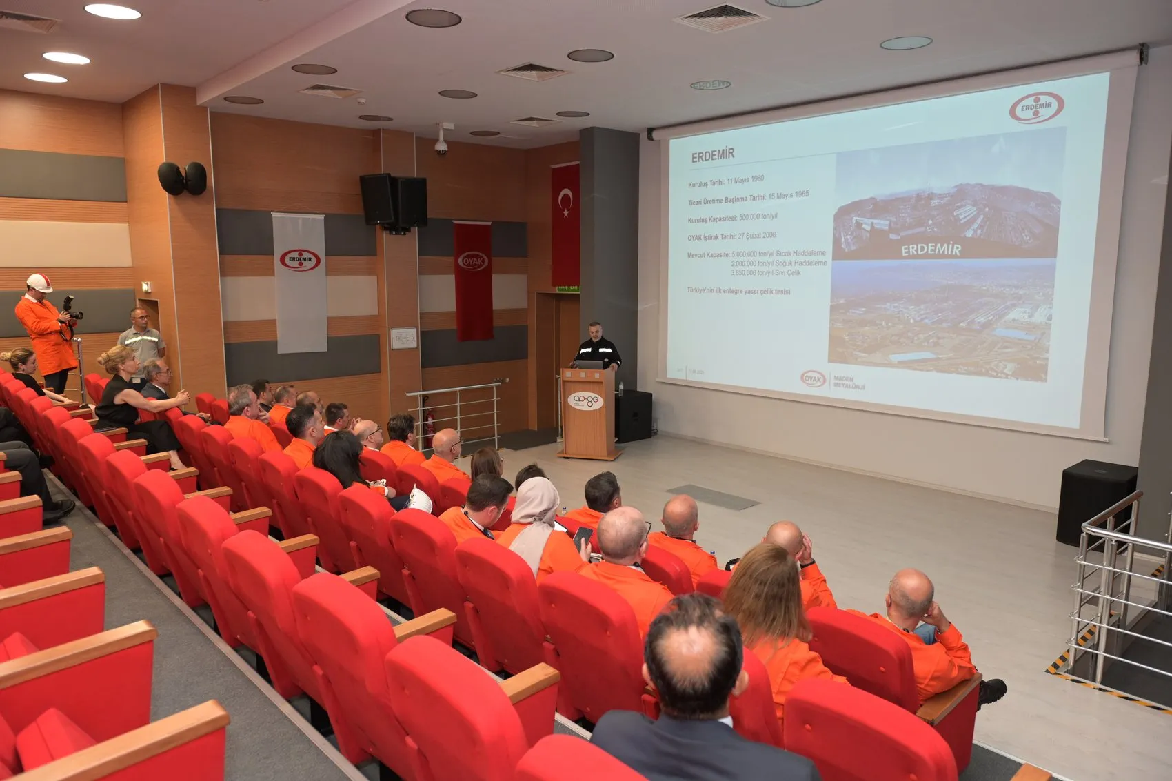 Erdemir 61 yaşında Türkiye sanayisinin çelik kalesi büyüyor