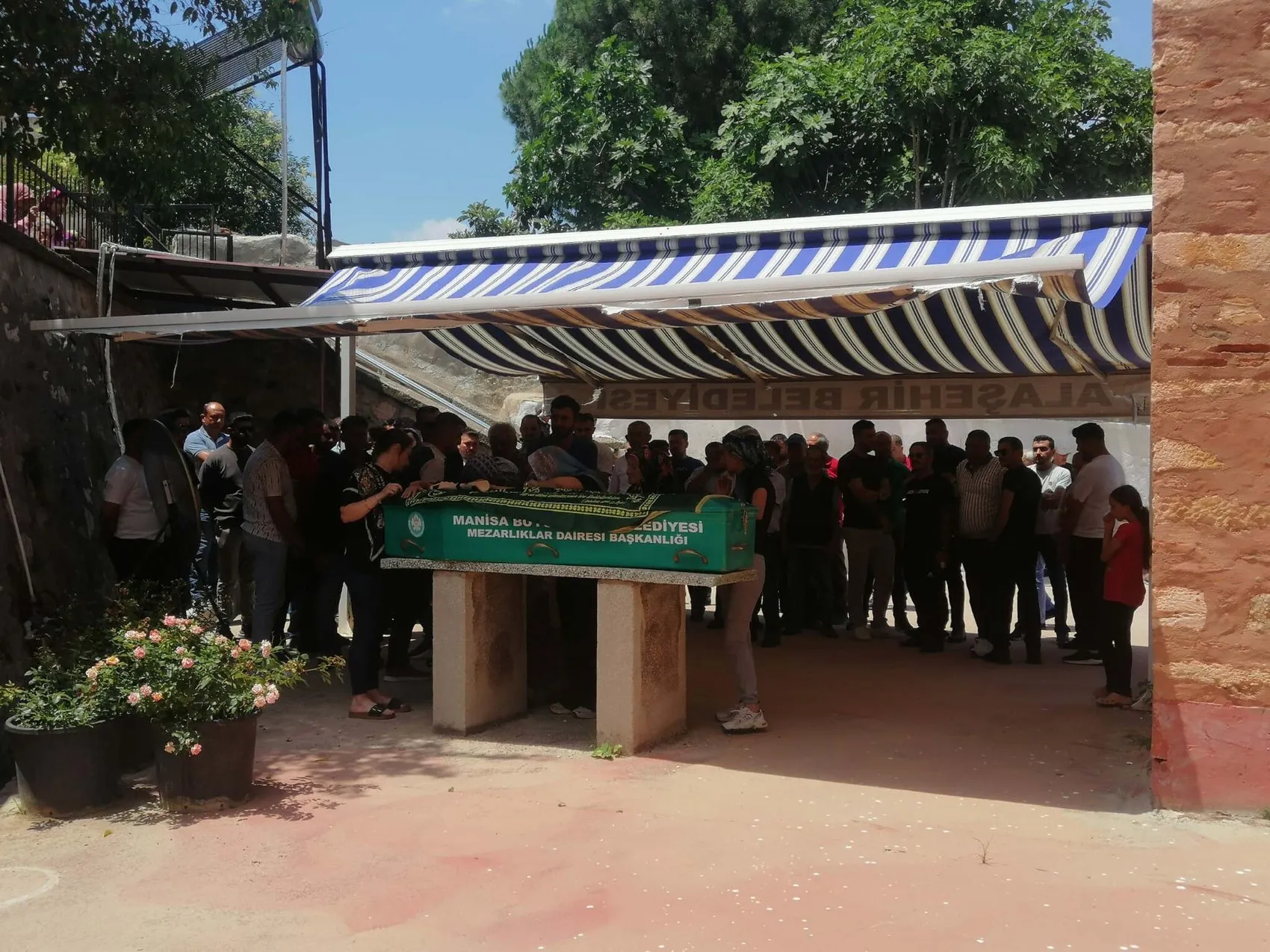 Balayındaki acı veda 27 yaşındaki genç damat hayatını kaybetti