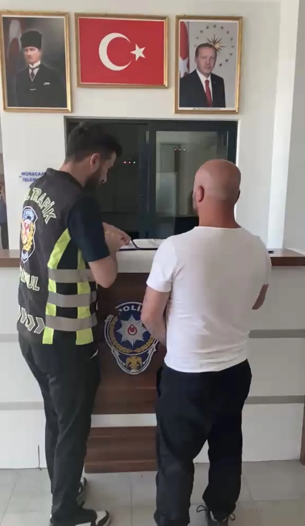 Maltepe’de yol kesip sürücüyü darbedenlere ağır fatura