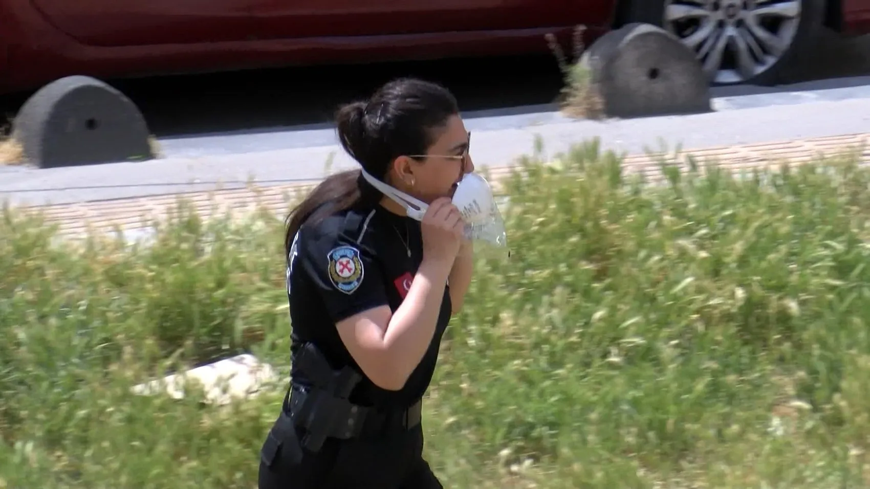 Bağcılar'da çocukların oyun oynadığı boş arsada acı manzara
