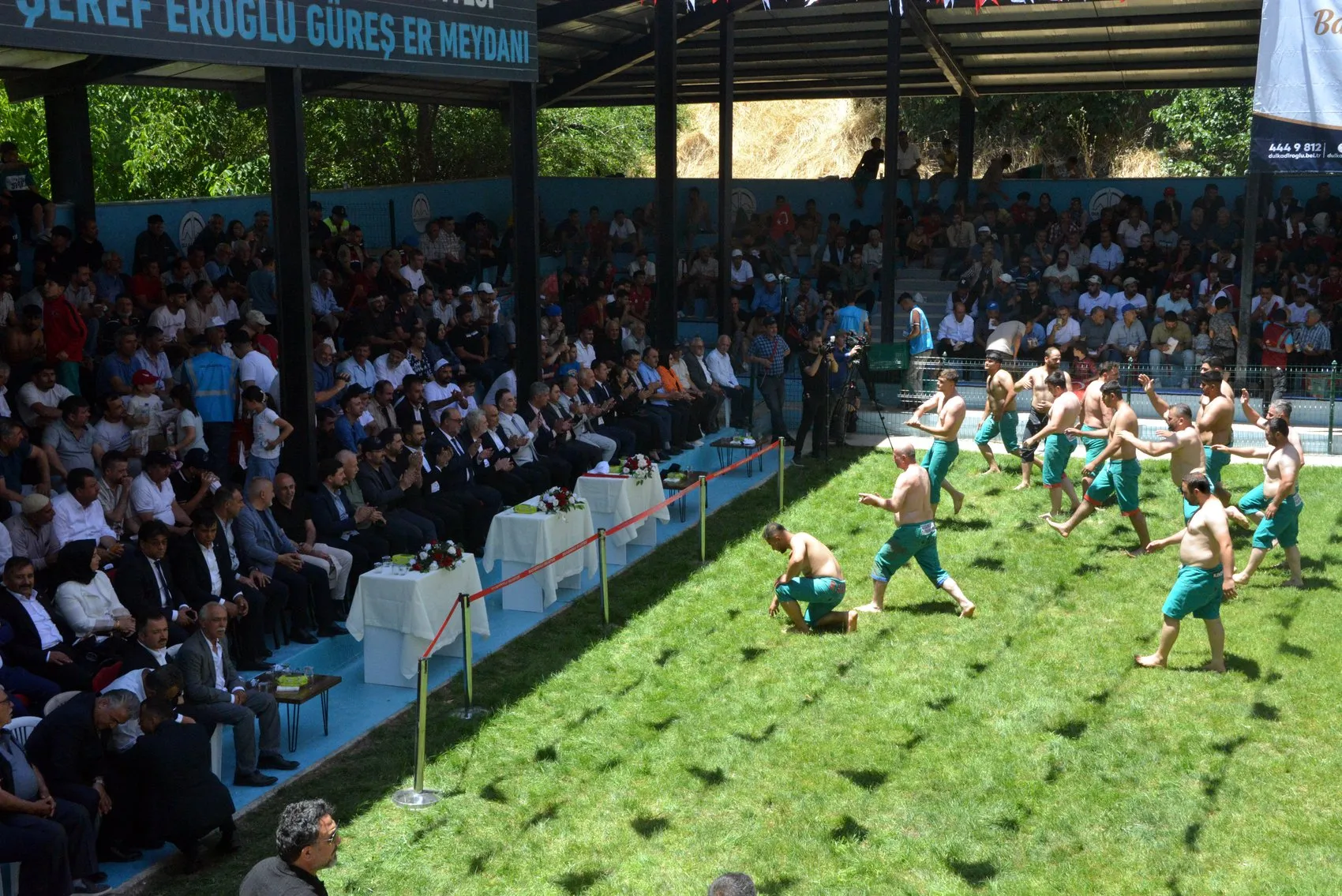 Kahramanmaraş'taki güreş festivalinde isim tartışması büyüdü