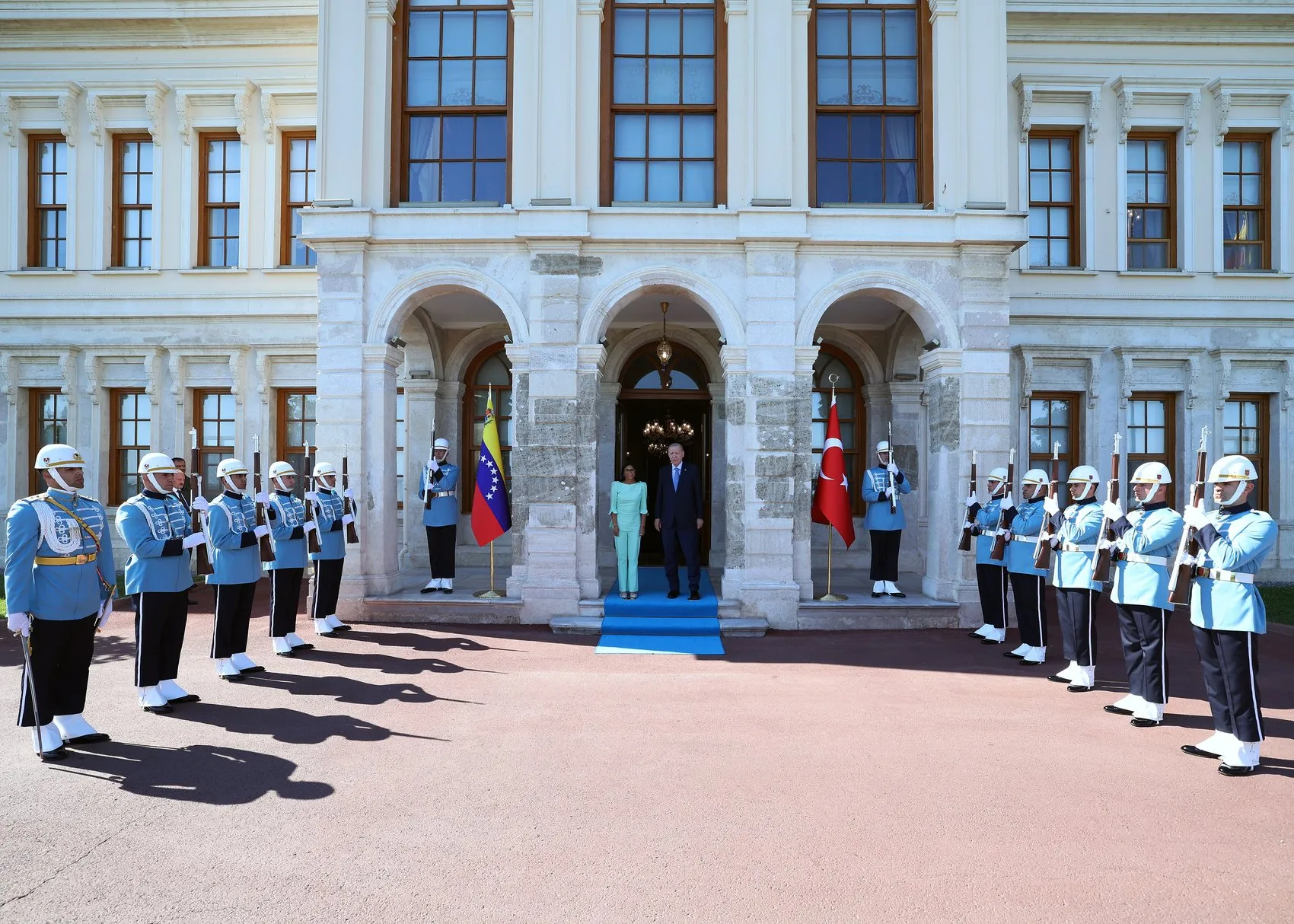 Erdoğan Dolmabahçe’de Venezuela heyetini ağırladı