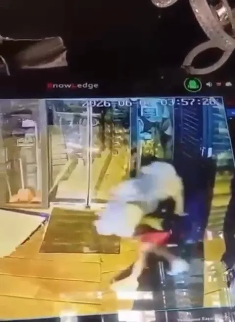 Bursa'da pes dedirten hırsızlık Peruk ve mini etekle kilim çaldı