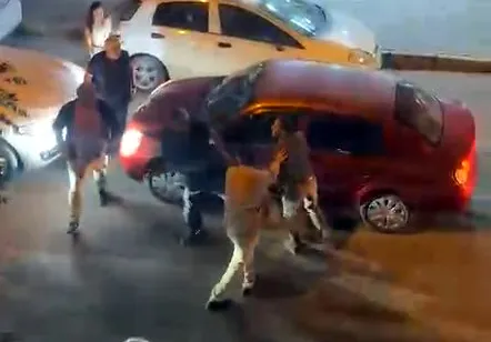 Avcılar trafiğinde kavga eden iki sürücüye ağır fatura