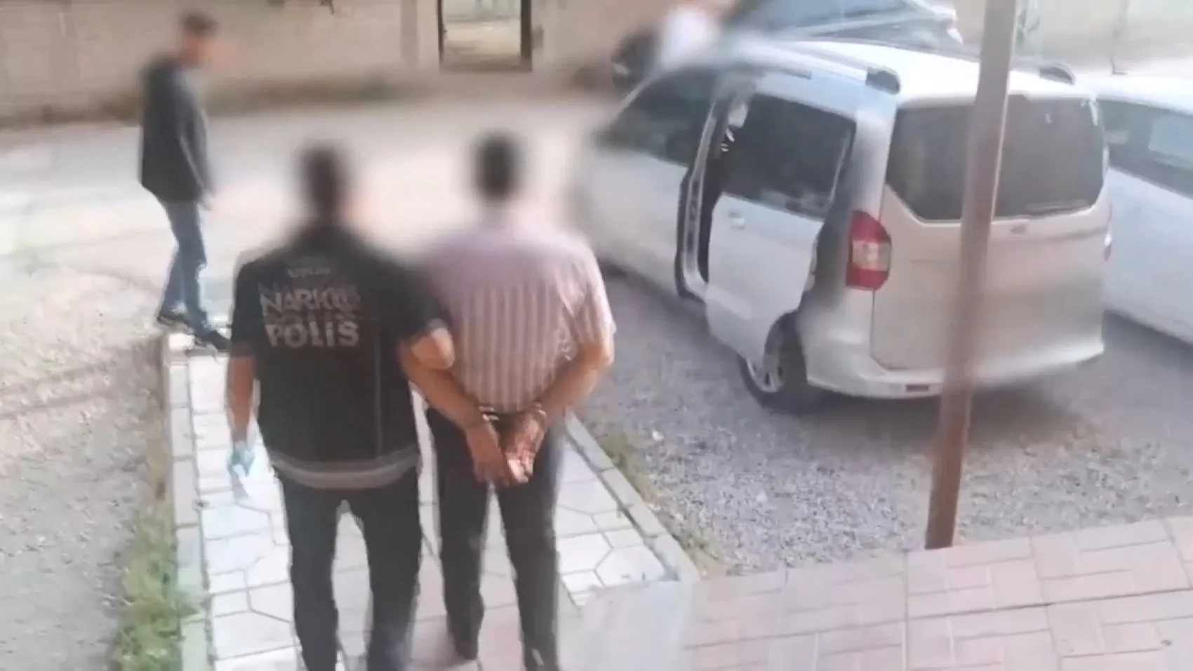 Uyuşturucu baronlarının 6 milyar liralık servetine el konuldu