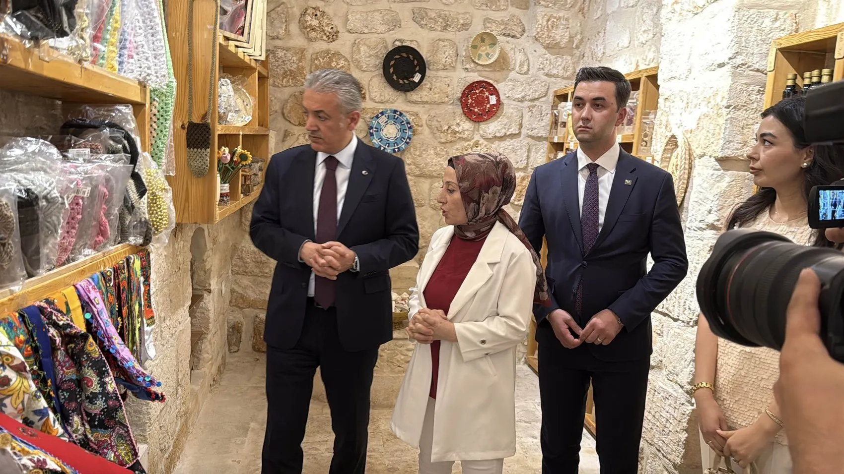 Midyatlı kadınlar tarihi konakta ekonomiye can veriyor
