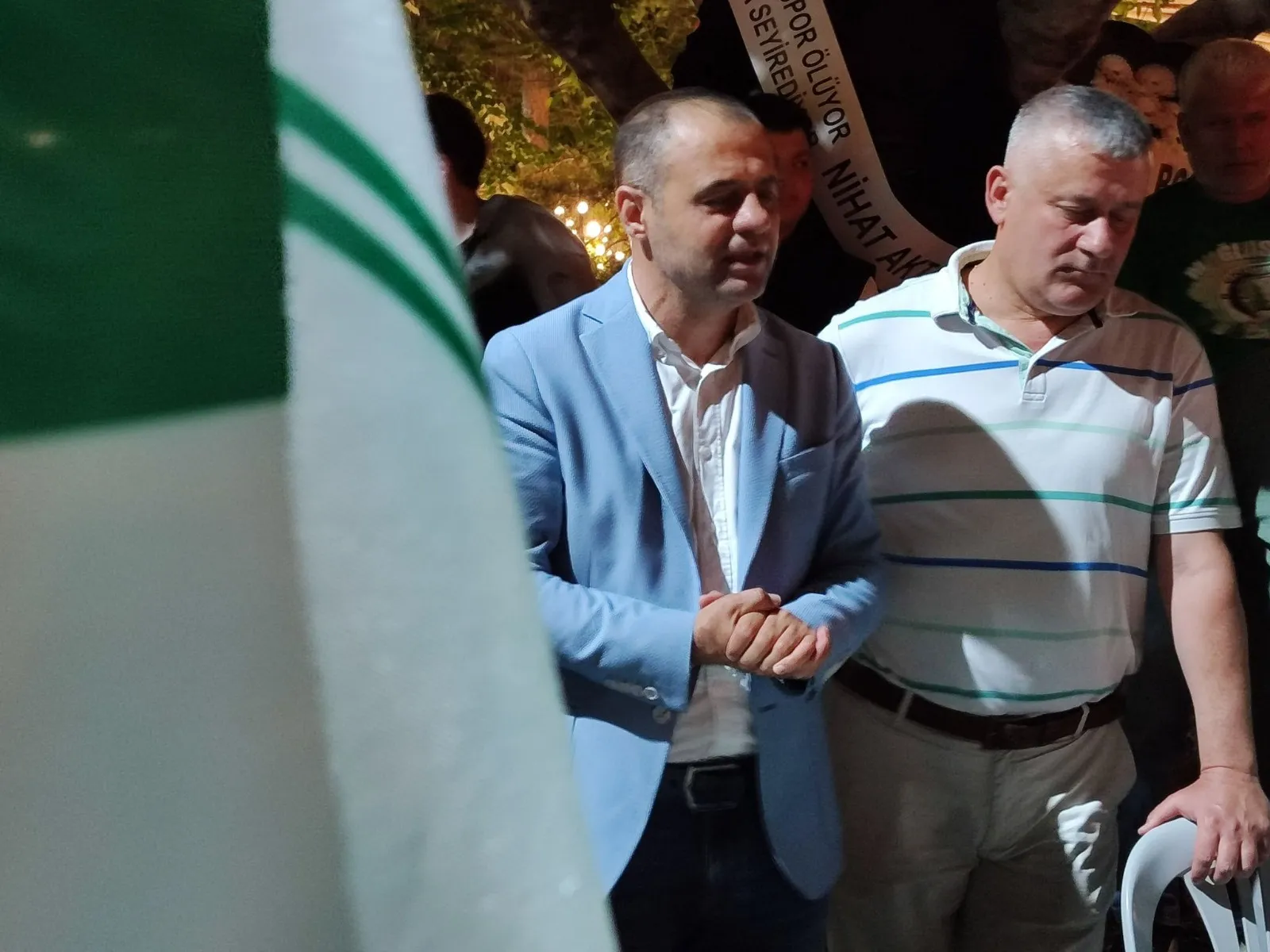 Muğlaspor’da belirsizlik protestosu Taraftarlar meydanda açlık grevine başladı