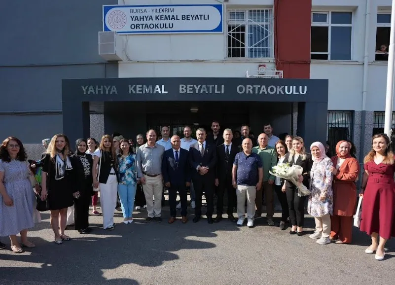 Bakan Tekin 750 bin sınıf üzerinden yeni eğitim verilerini paylaştı