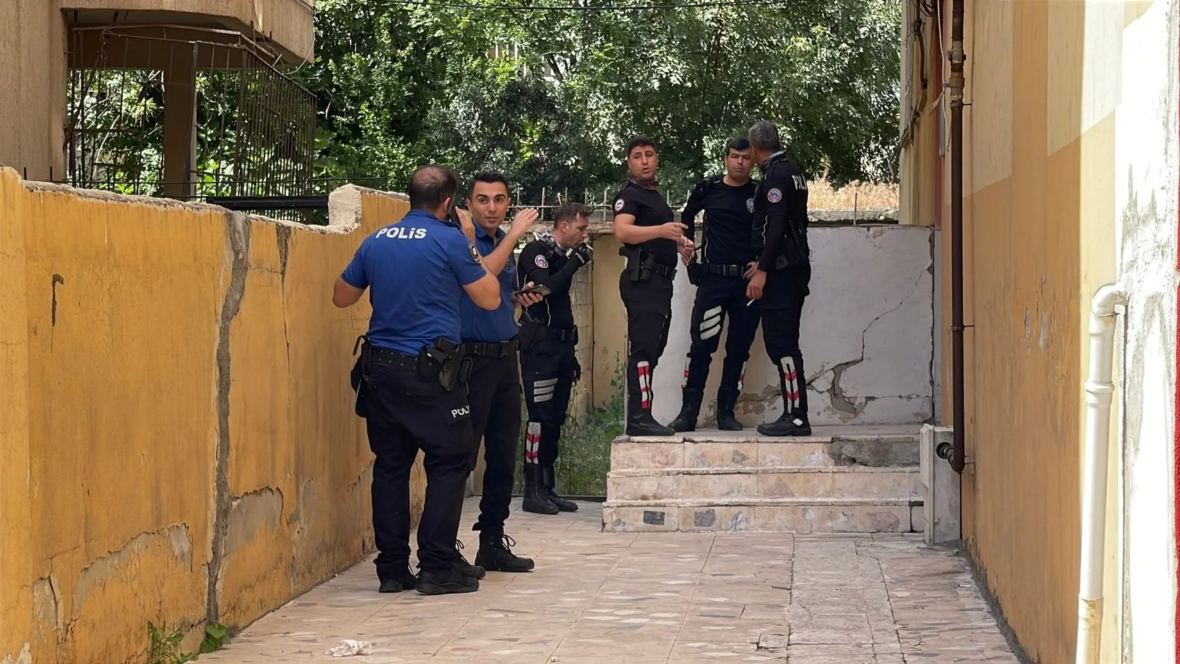 Şanlıurfa'da komşular arasındaki ofis kavgası hastanede bitti