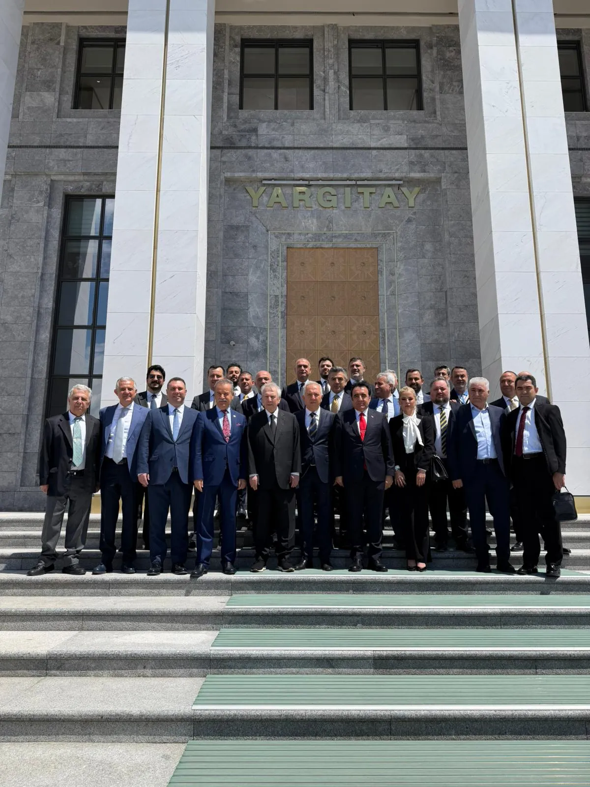 Aziz Yıldırım seçim çalışmaları için Ankara turuna çıktı
