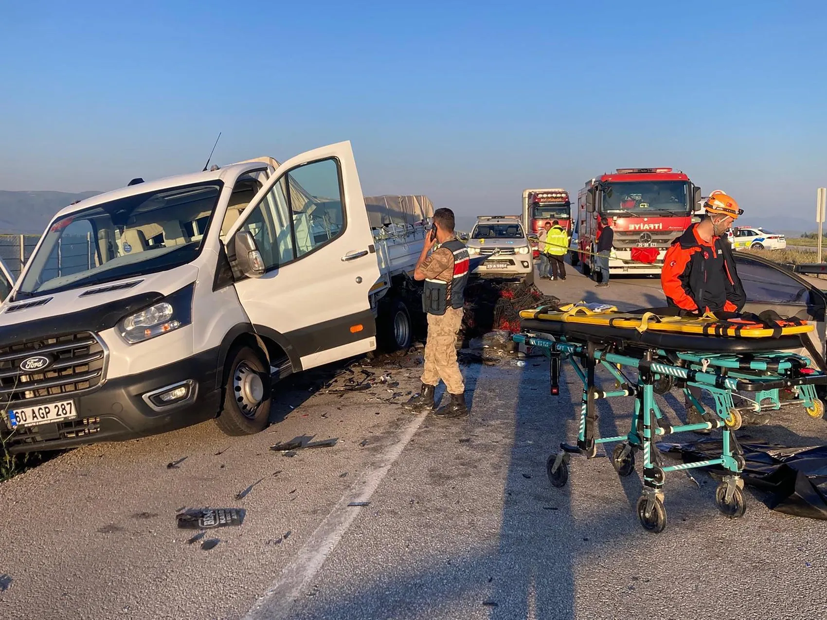 Erzurum yolunda acı kaza 3 kişi hayatını kaybetti