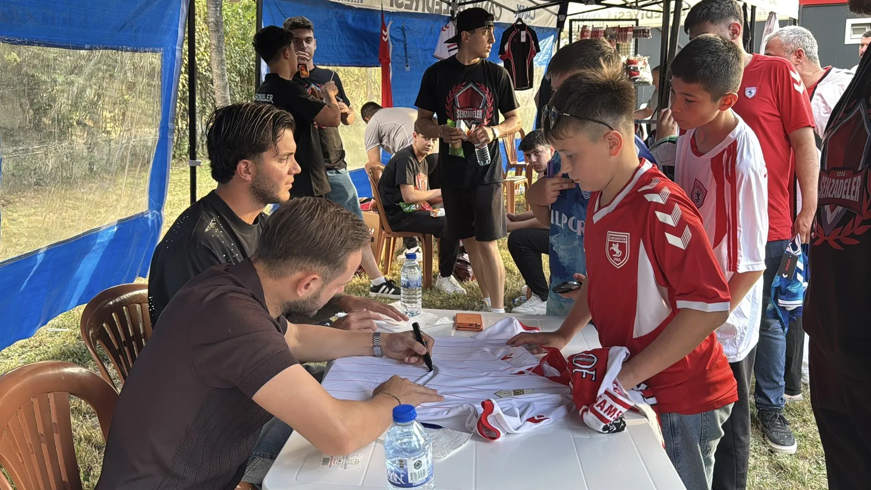 Samsunspor 61 yaşını taraftarıyla coşkuyla kutladı