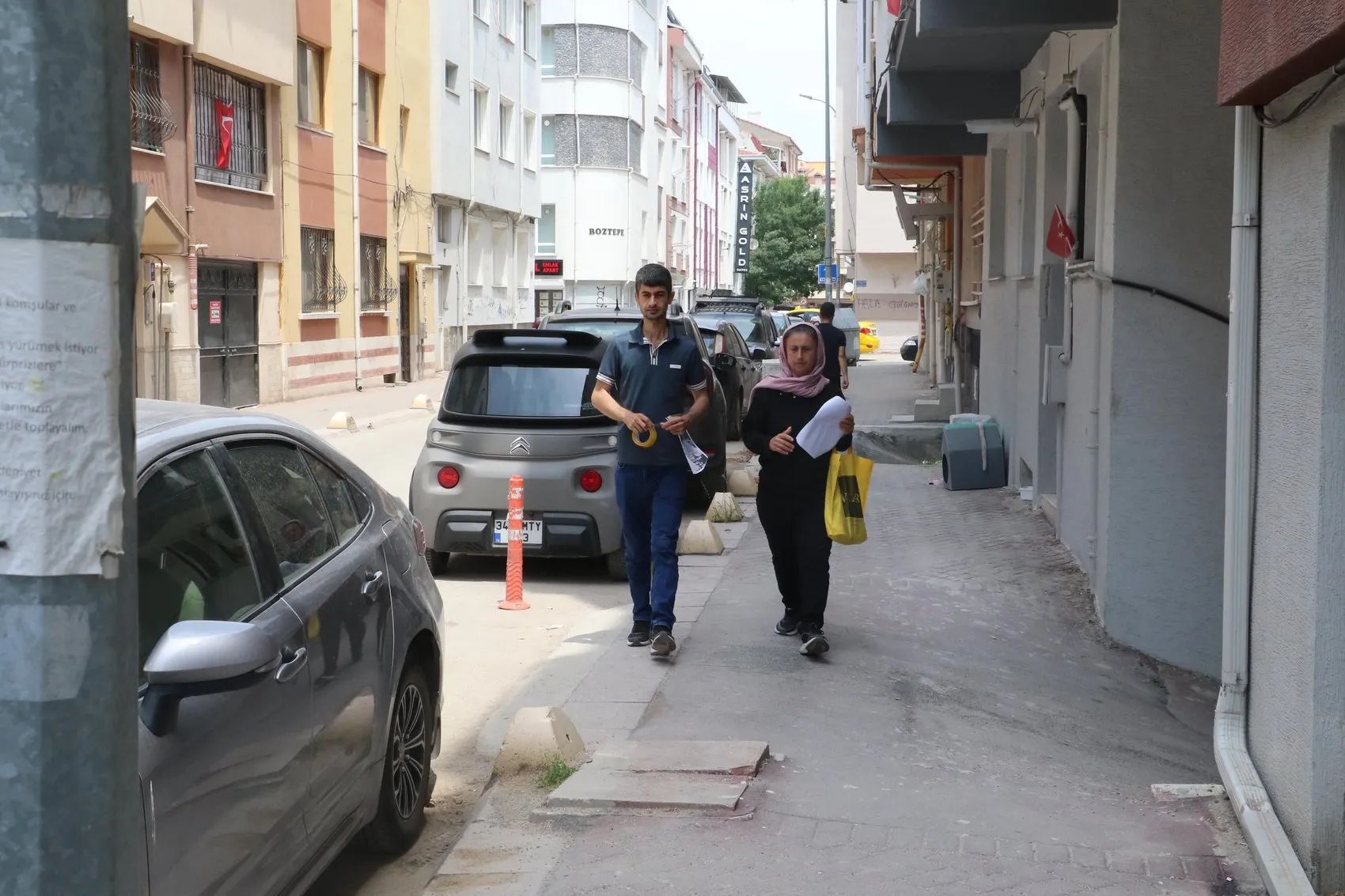 Eskişehir sokaklarında bir anne kızını arıyor