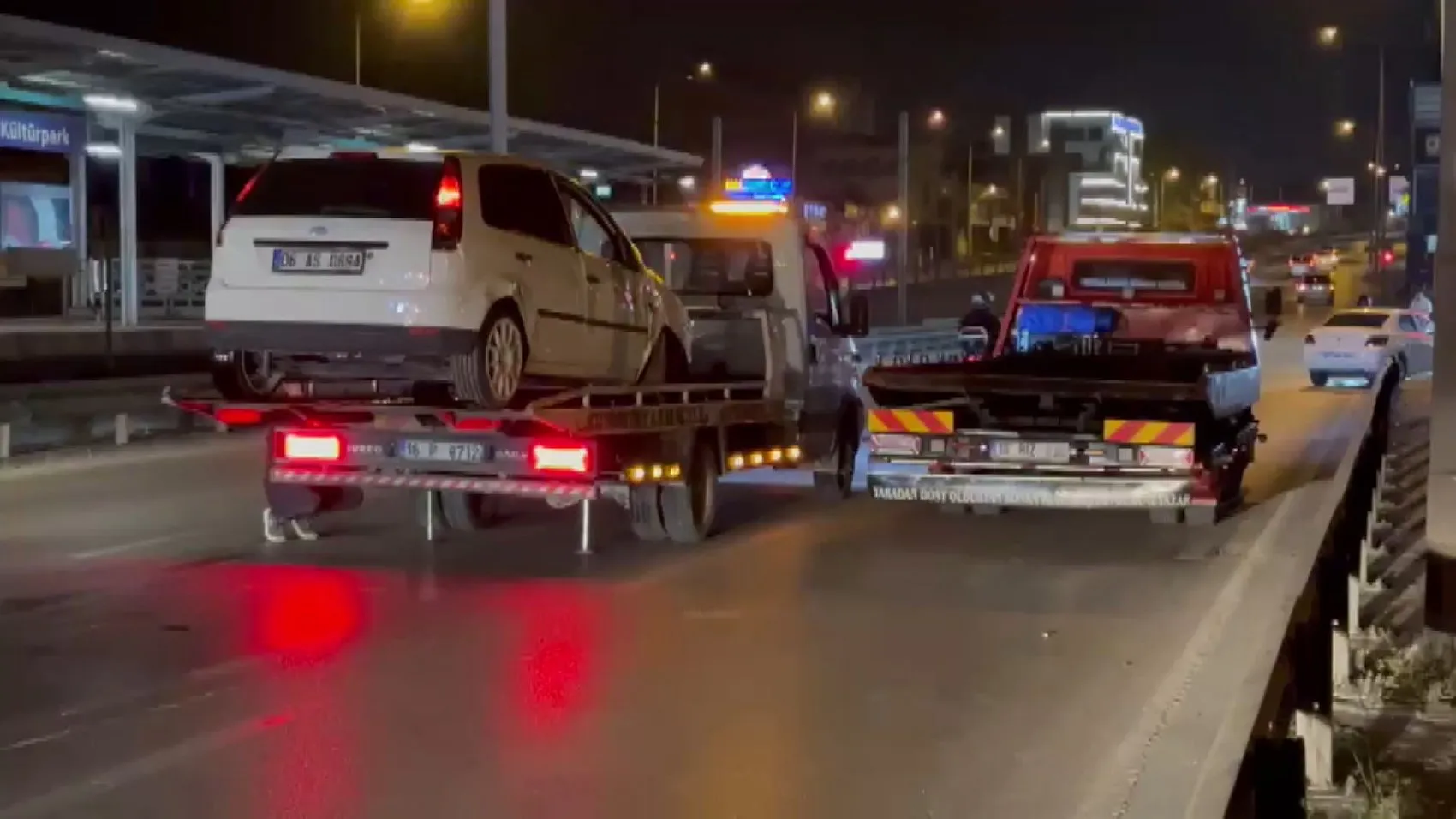 Bursa'da alkollü sürücü dehşeti Kontrolden çıkan araç bahçeye uçtu