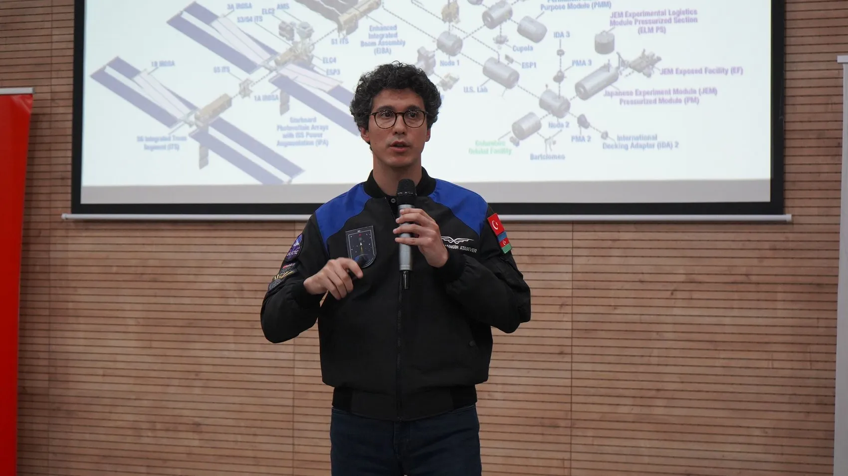 Uzay Yolcusu Atasever Şırnaklı Gençlerle Geleceği Konuştu