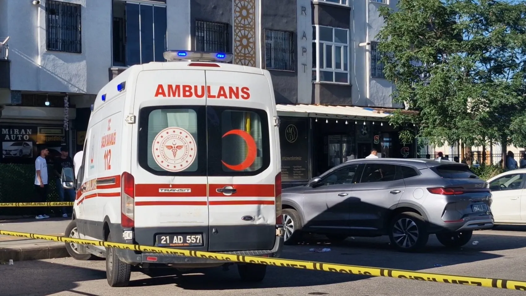 Diyarbakır'da sokak ortasında silahlı hesaplaşma