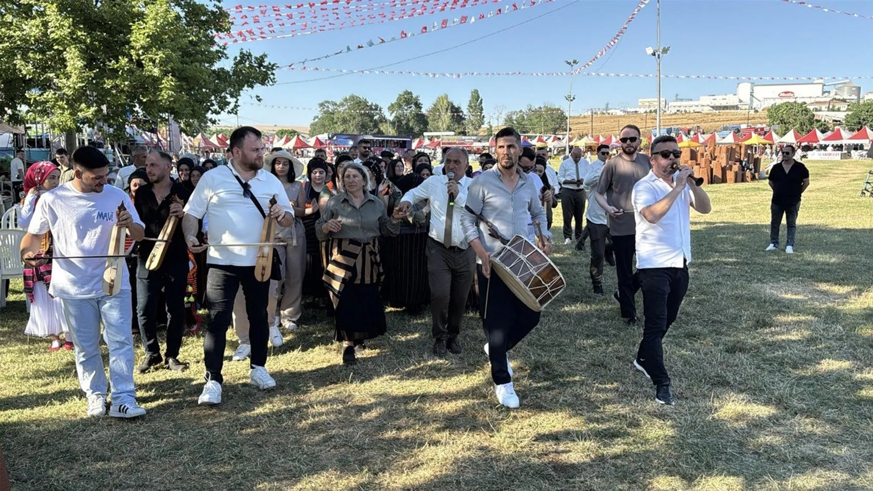 Tekirdağ Karadeniz esintisiyle şenlendi