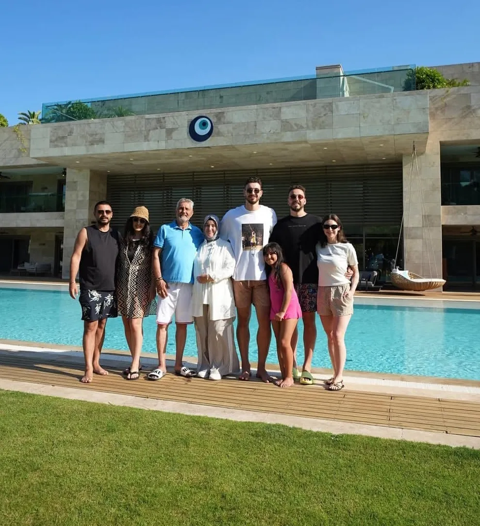 NBA yıldızı Alperen Şengün tatil için Antalya’yı seçti