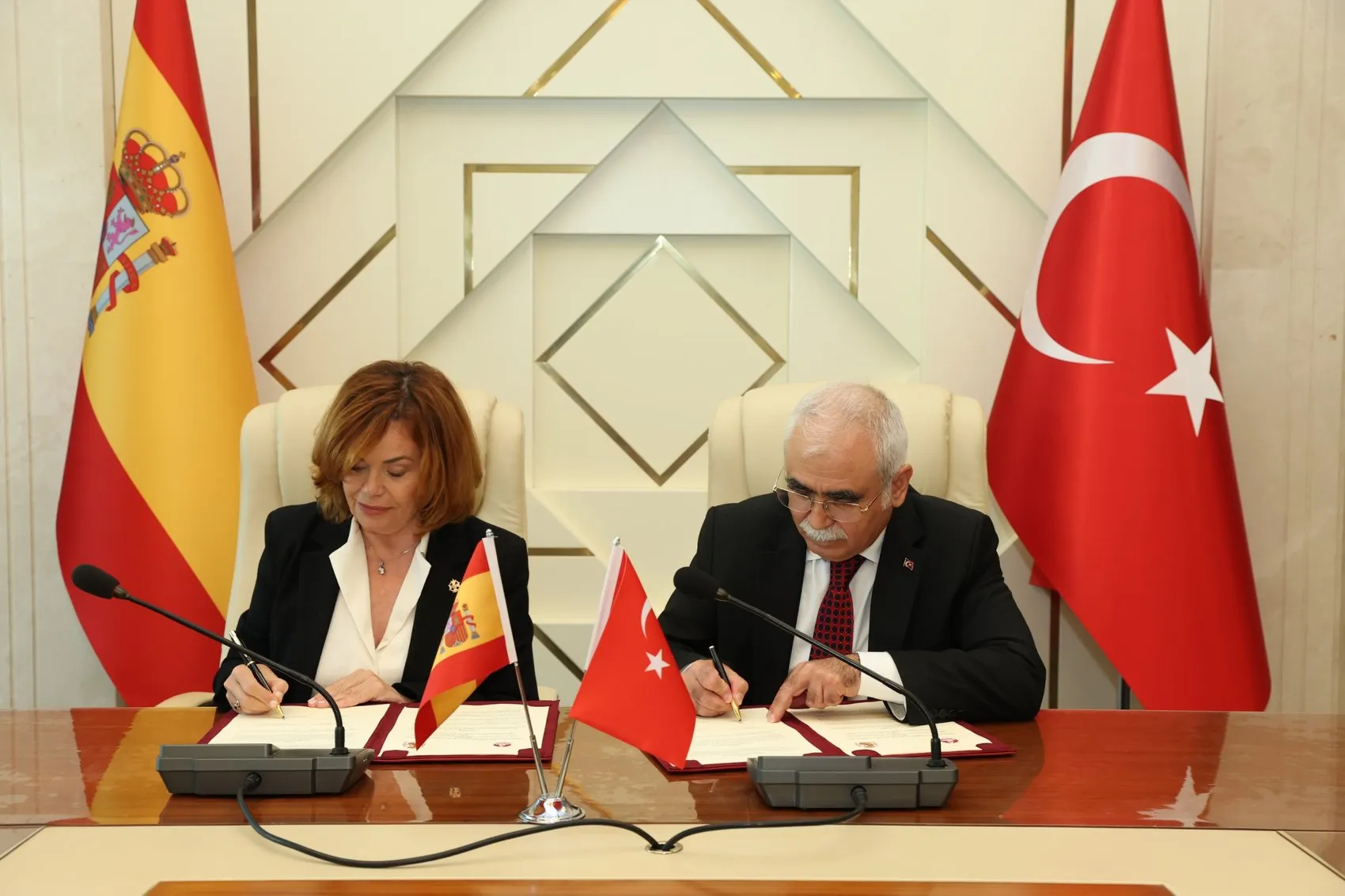 Türkiye ve İspanya'dan yargıda ortaklık adımı