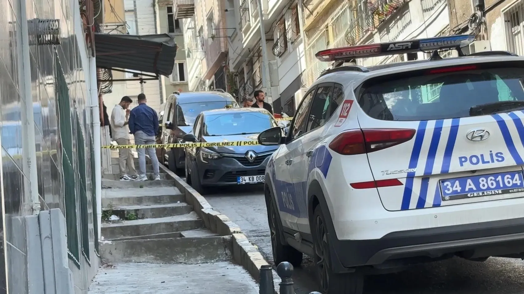 Beyoğlu’nda kıskançlık kavgası kanlı bitti