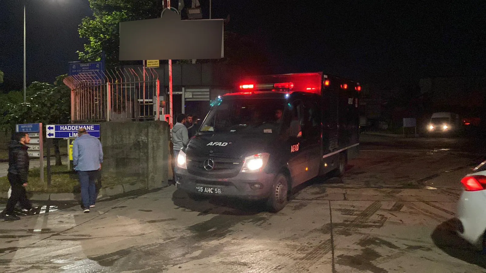 Samsun'da fabrika faciası Yüksek gerilim hattı 3 işçiyi hayattan kopardı