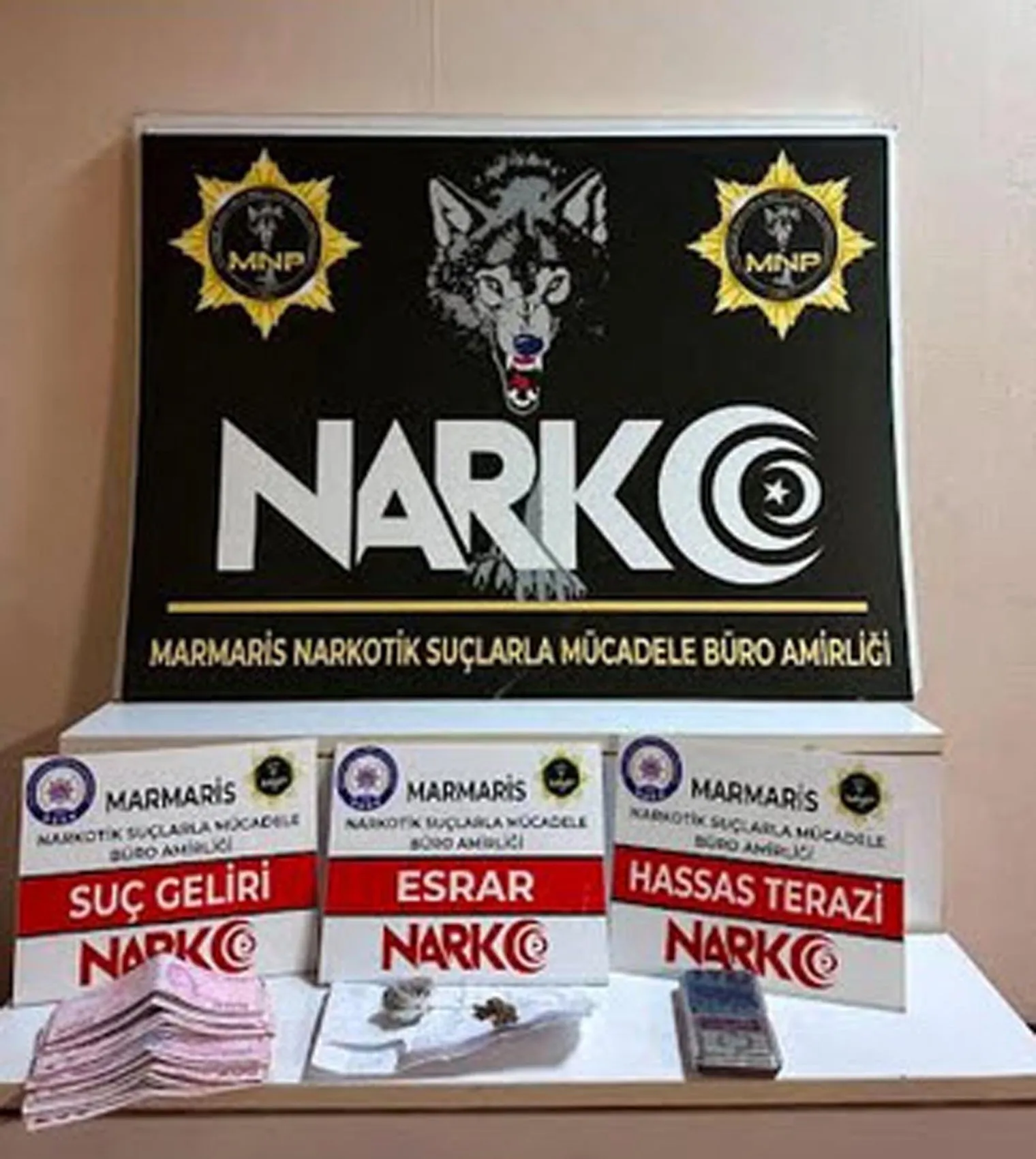 Muğla polisi Bodrum ve Marmaris'te uyuşturucu ağını çökertti