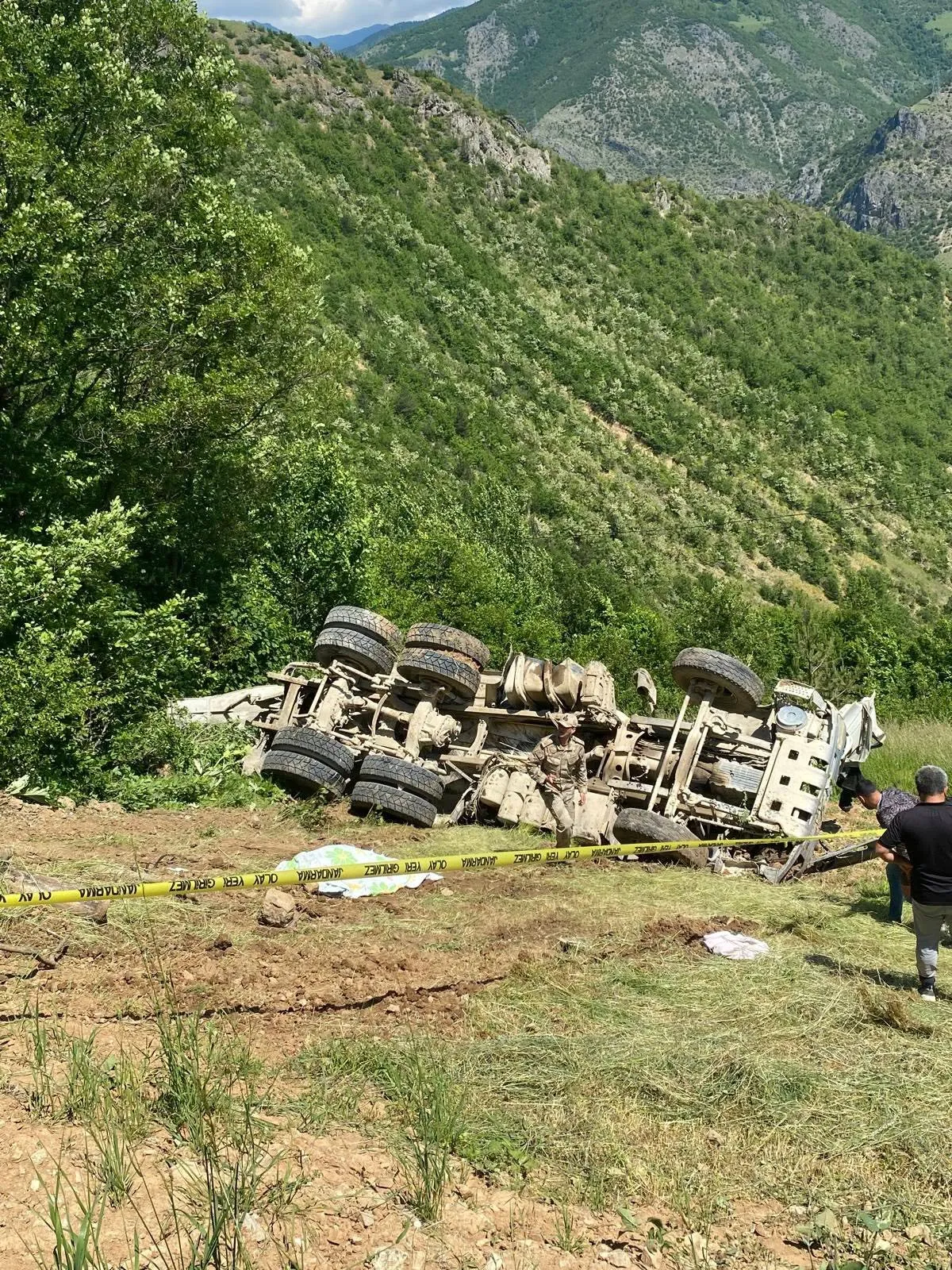 Gümüşhane'de beton mikseri kazası iki can aldı