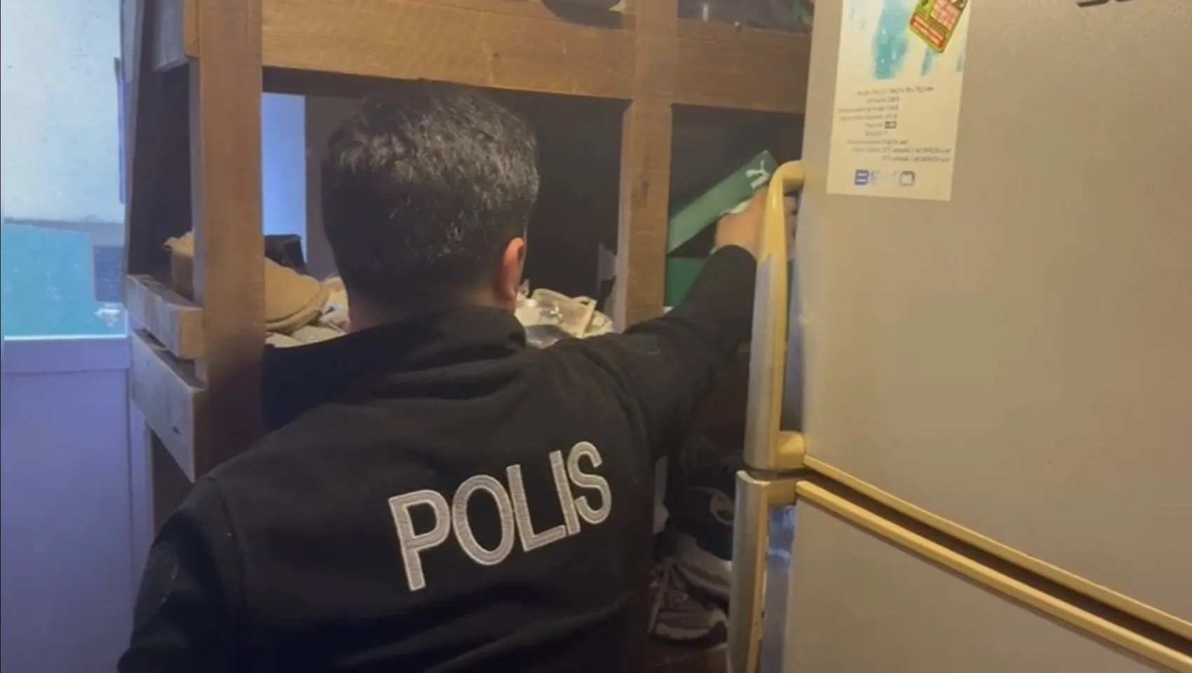 Belgrad Ormanı'nda spor maskeli uyuşturucu ticareti yapanlar yakalandı