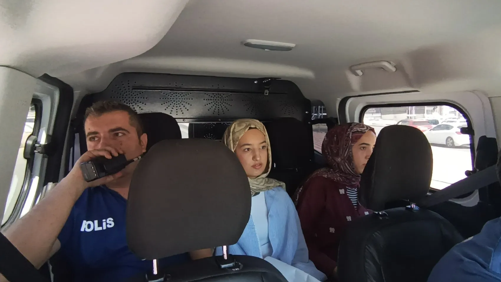 Batman'da sınav yetişme paniğini polis çözdü