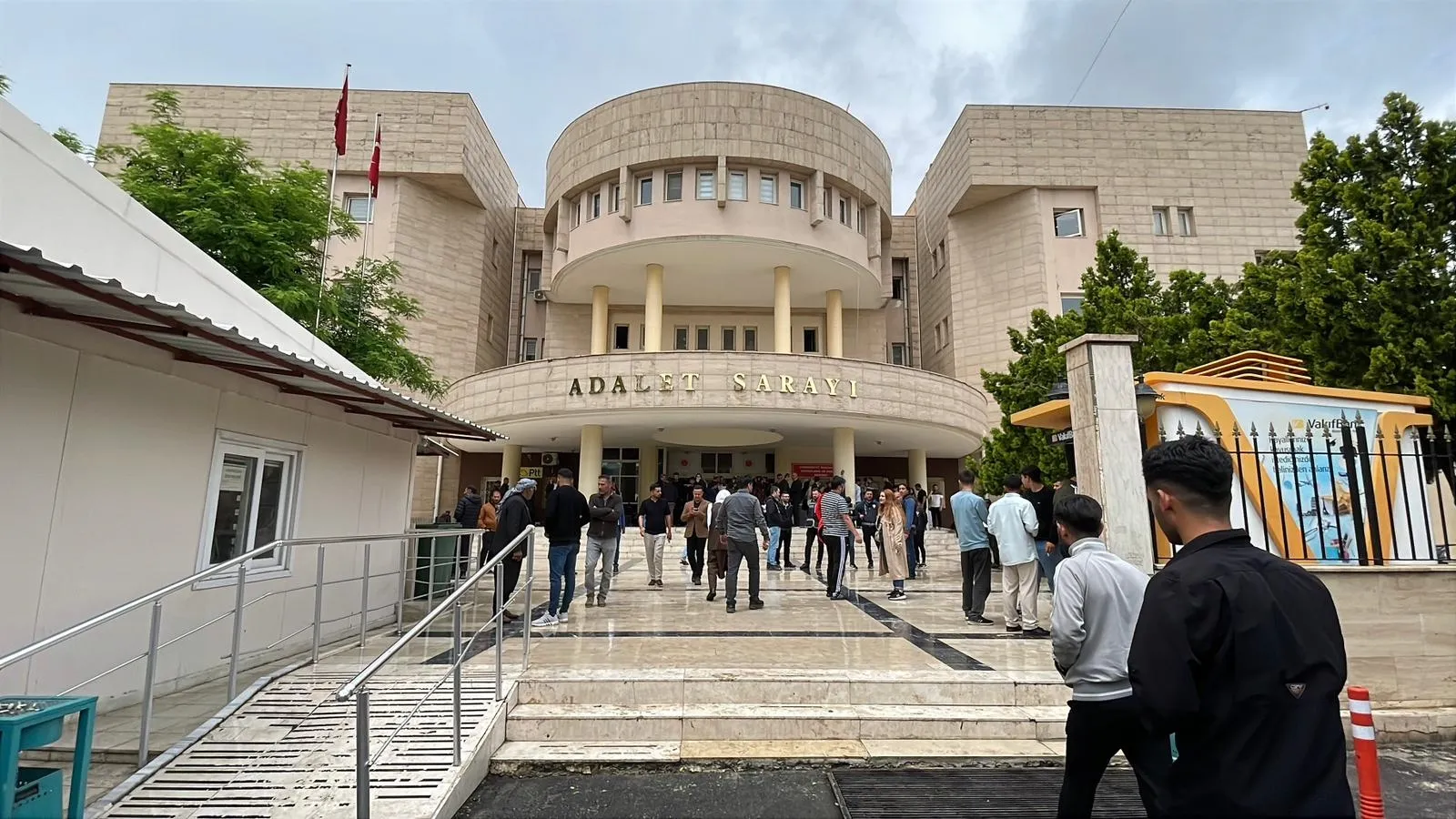 Şanlıurfa'da marangoz çırağını kompresörle öldüren sanığa müebbet hapis istemi
