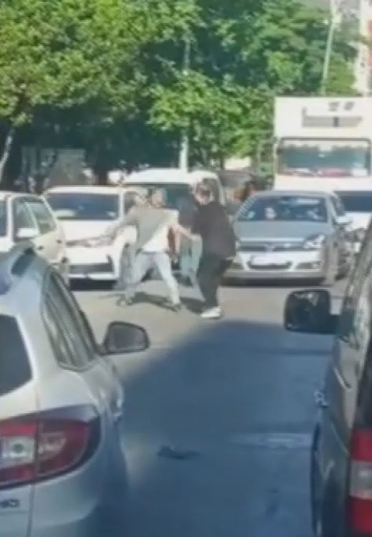 Sultangazi'de basit bir kaza kanlı bitti