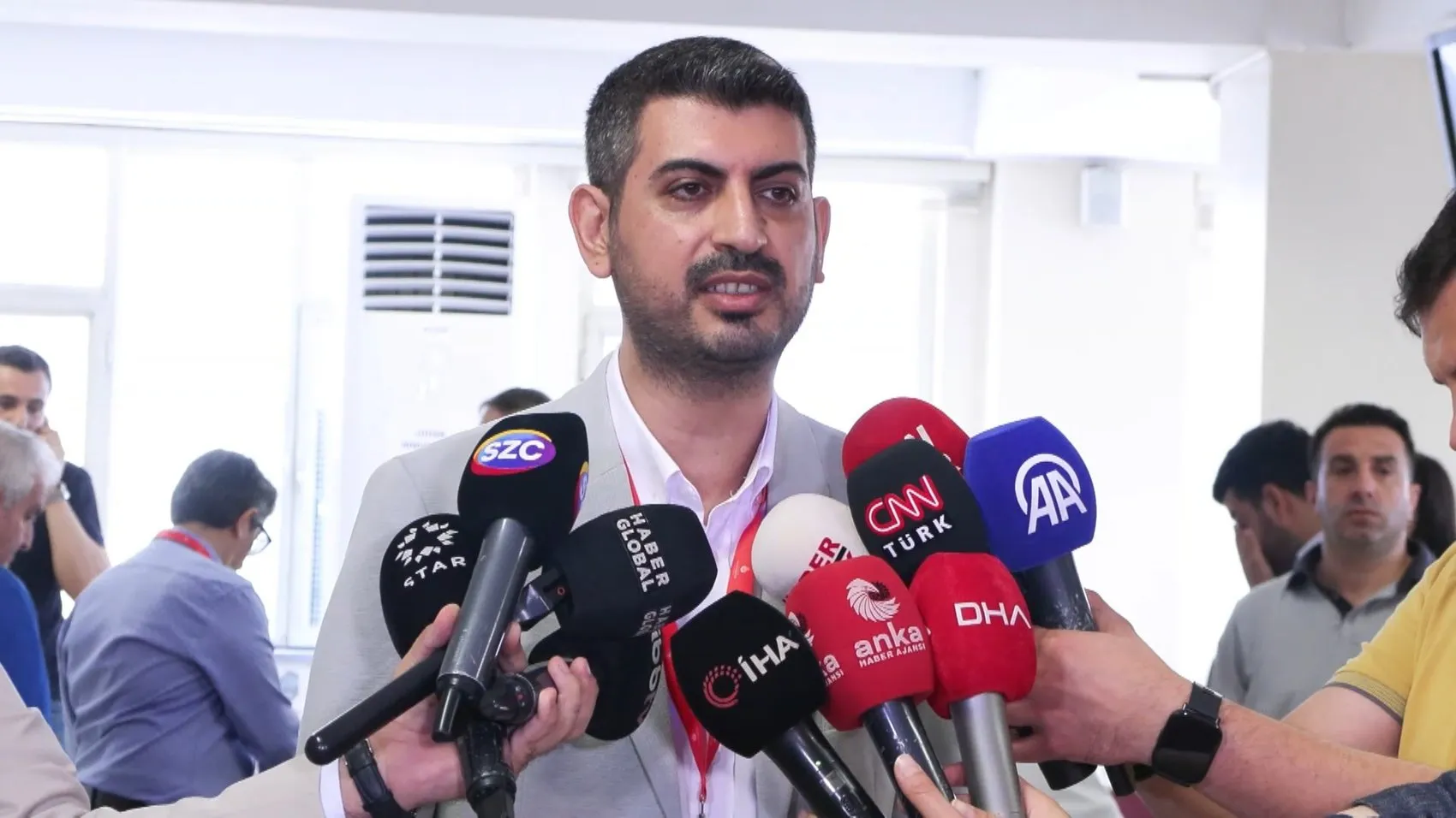İETT araçlarında unutulan binlerce eşya sahibini bulamadı, ihalede satıldı