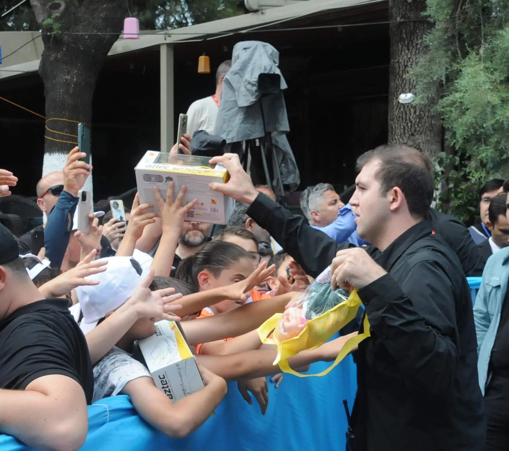 Erdoğan milletvekillerine militan çıkışıyla tepki gösterdi