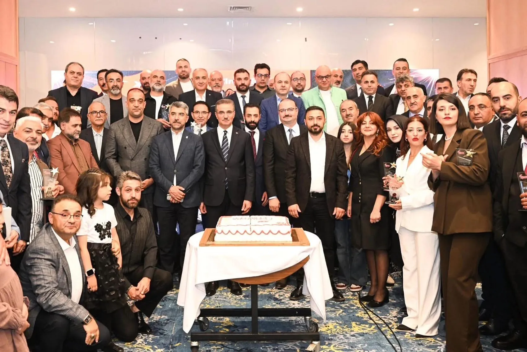 Erzurum basınının başarılı isimleri ödüllerine kavuştu