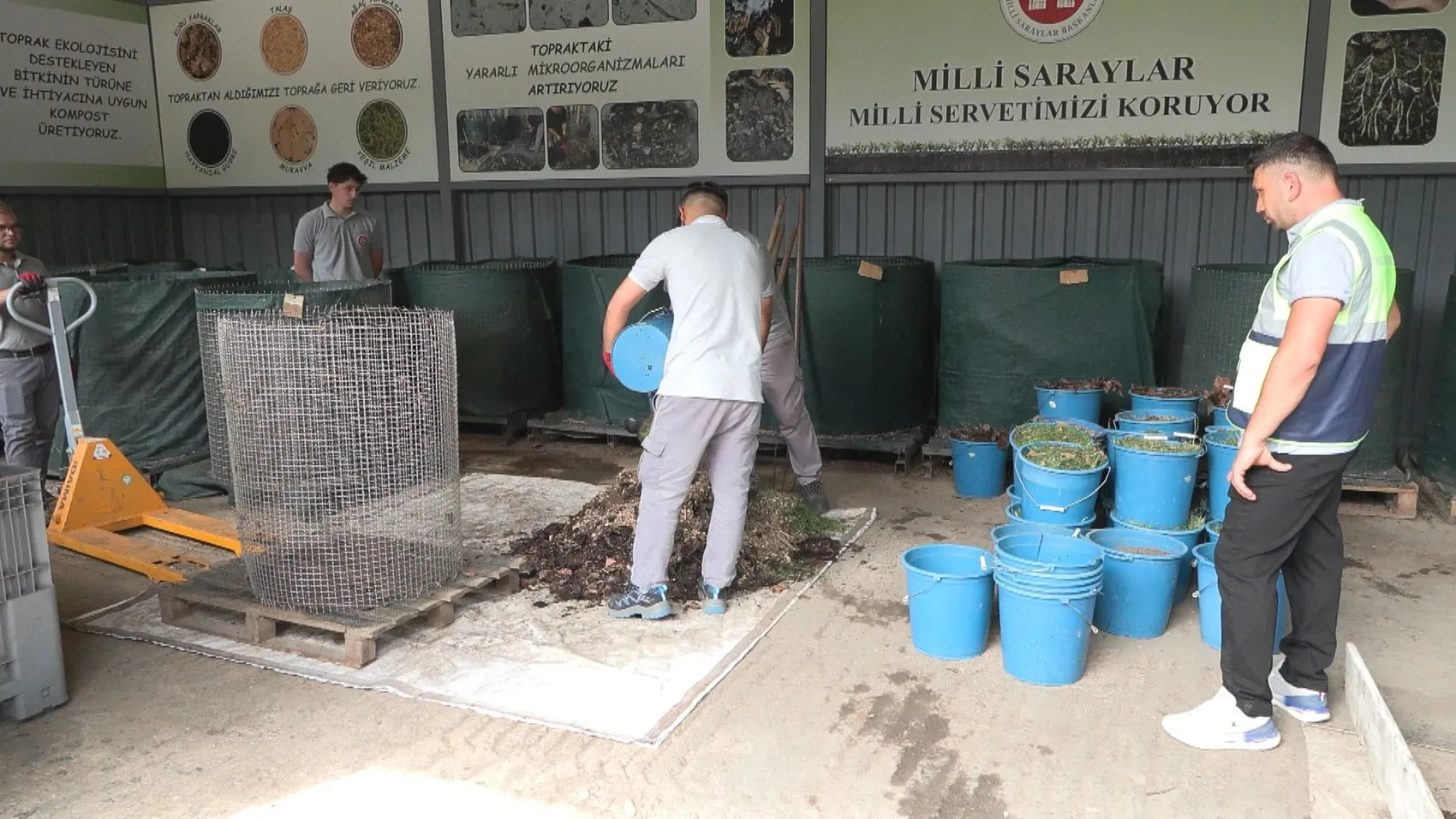 Milli Saraylar bahçelerindeki atıkları doğaya geri kazandırıyor