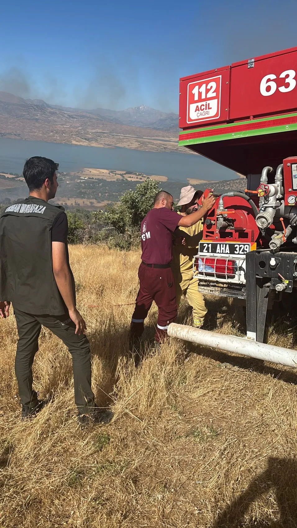 Diyarbakır kırsalında alevler tarım arazilerine sıçradı