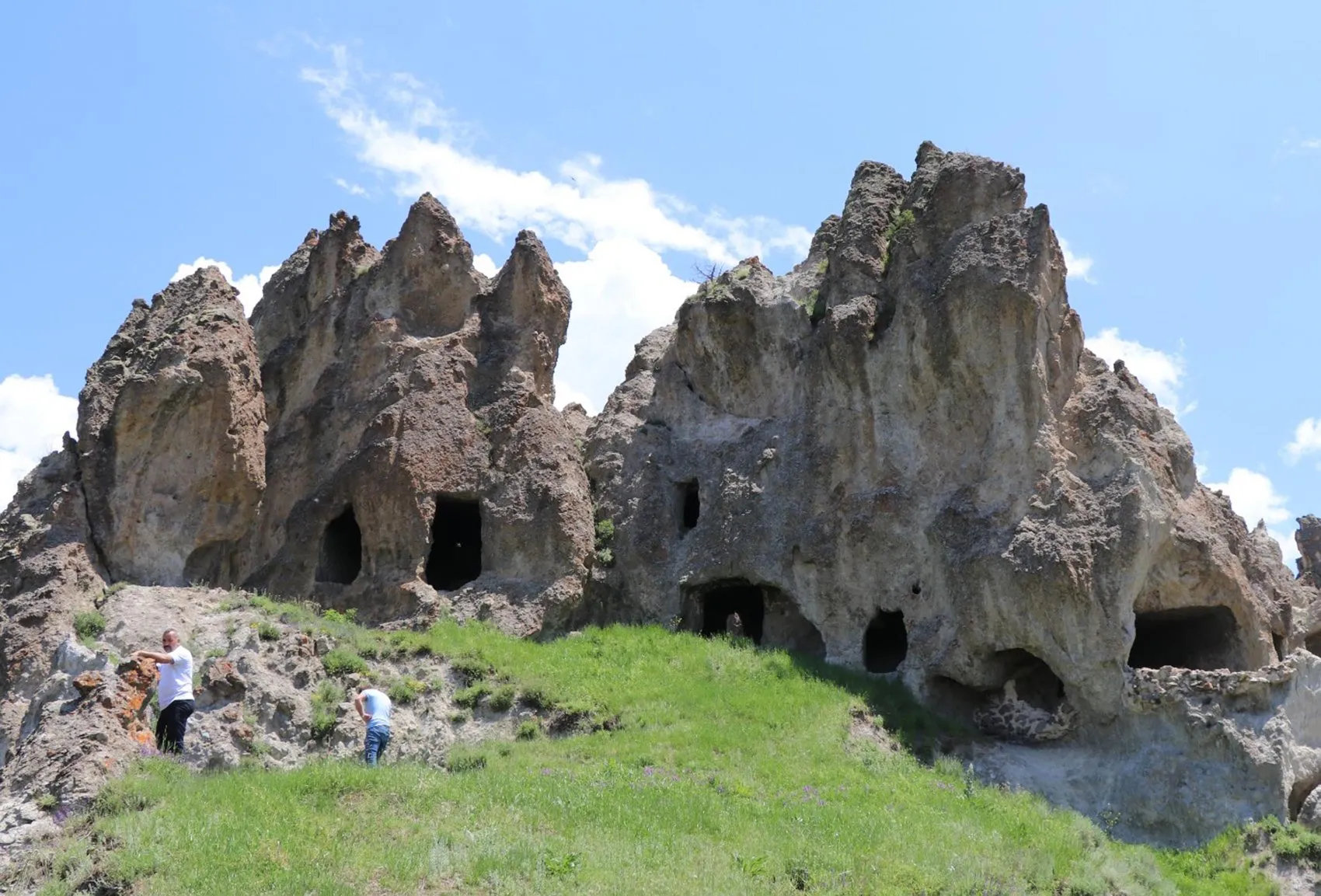 Erzurum’un bin yıllık gizli kilisesi yok olma tehlikesiyle karşı karşıya