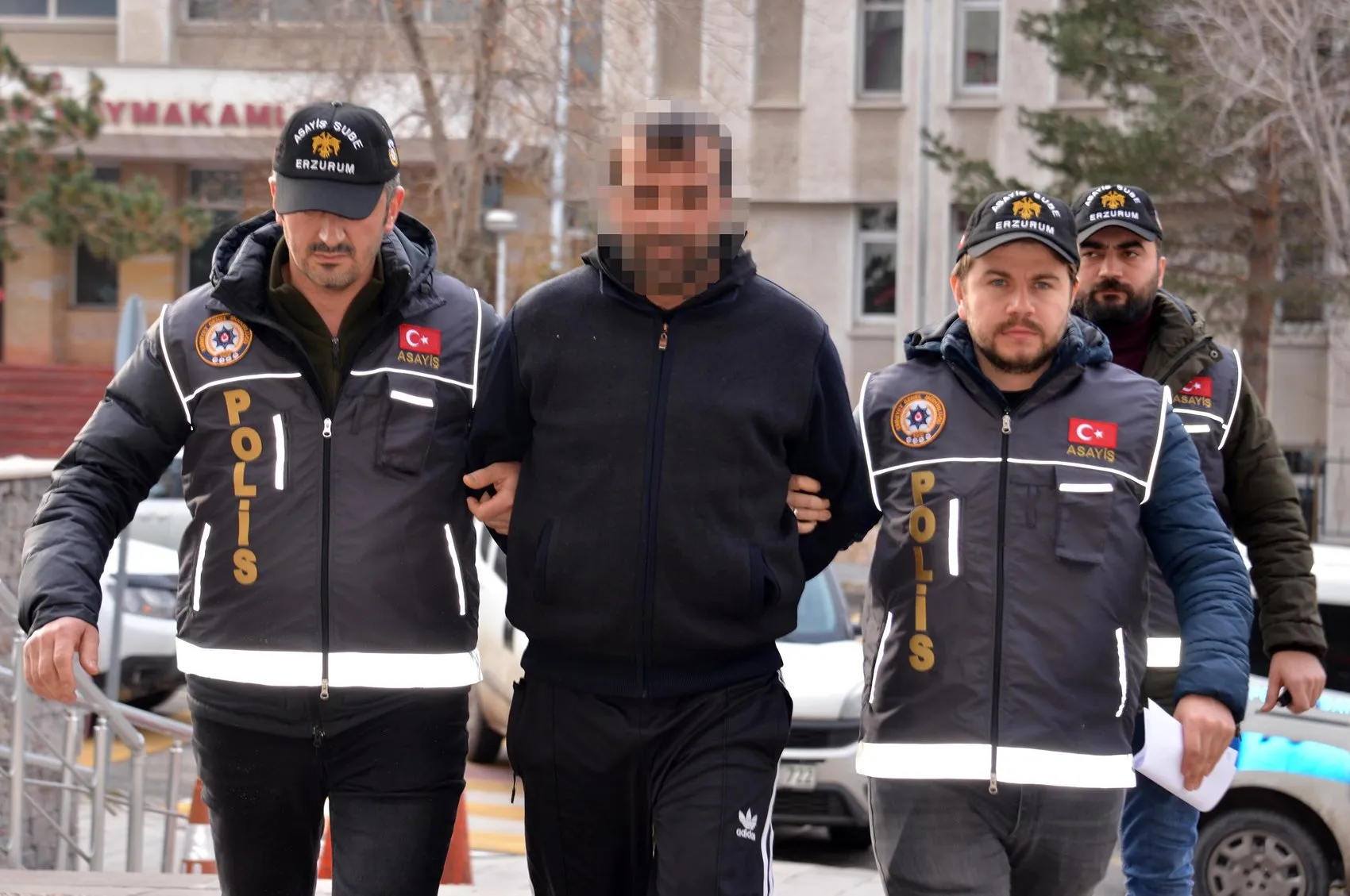 Erzurum’daki gurbetçi cinayetinde kritik bıçak krizi