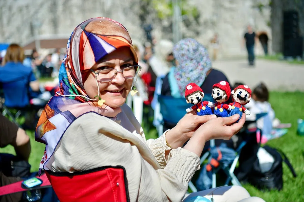 Yedikule Hisarı’nda dev örgü buluşması