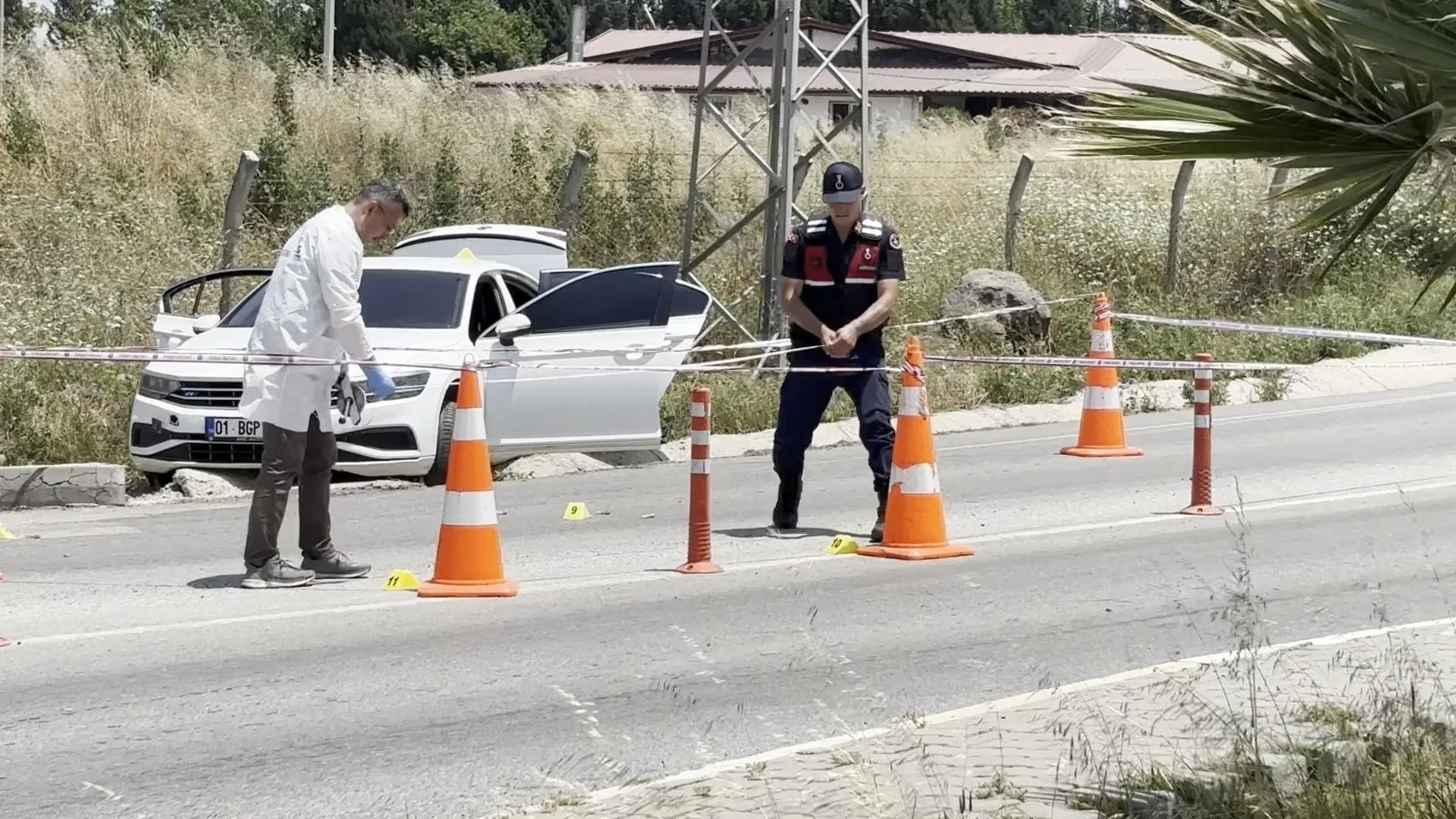 Osmaniye'de cezaevi önünde silahlı saldırı ve gasp operasyonu