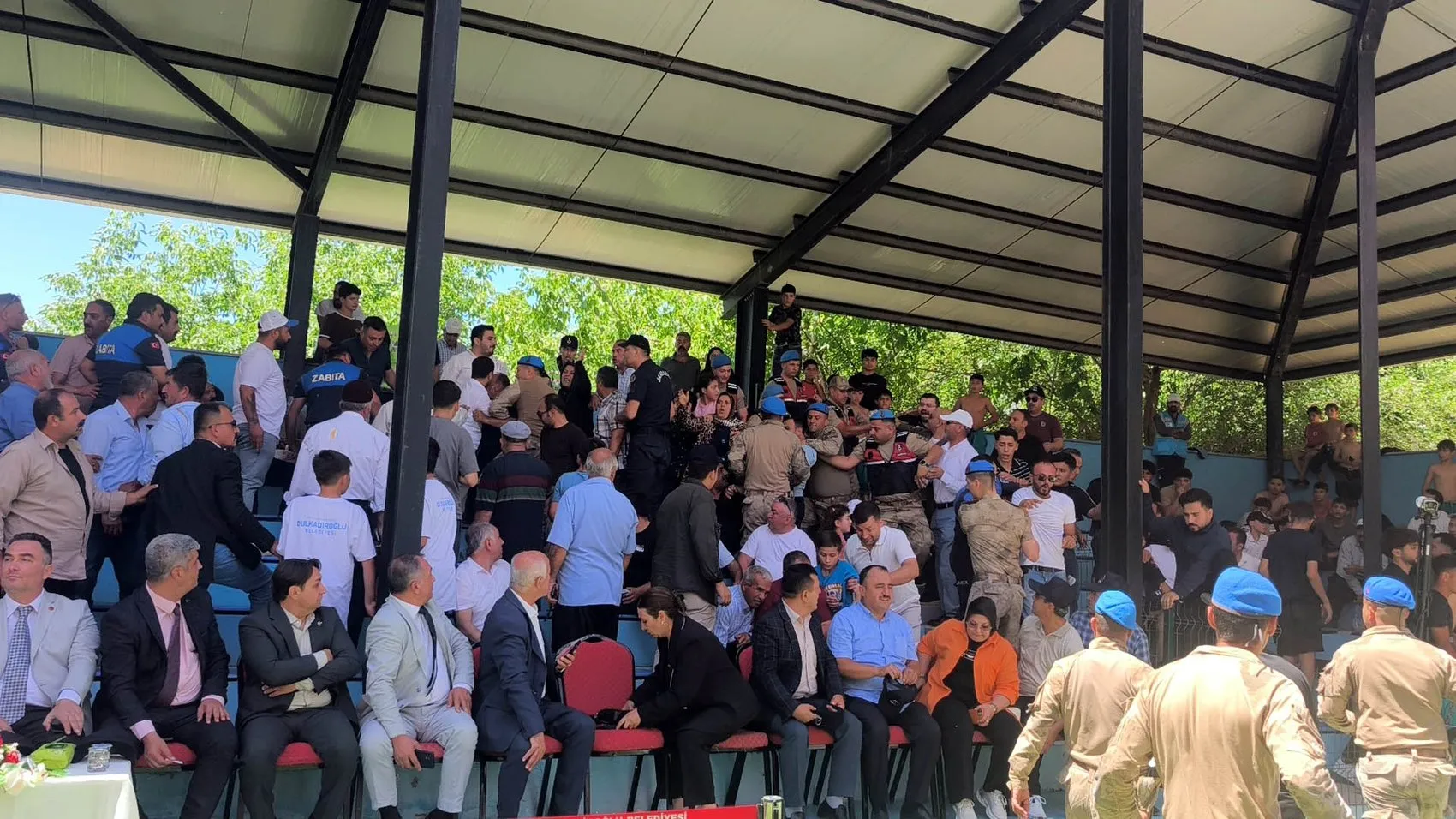 Kahramanmaraş'taki güreş festivalinde isim tartışması büyüdü
