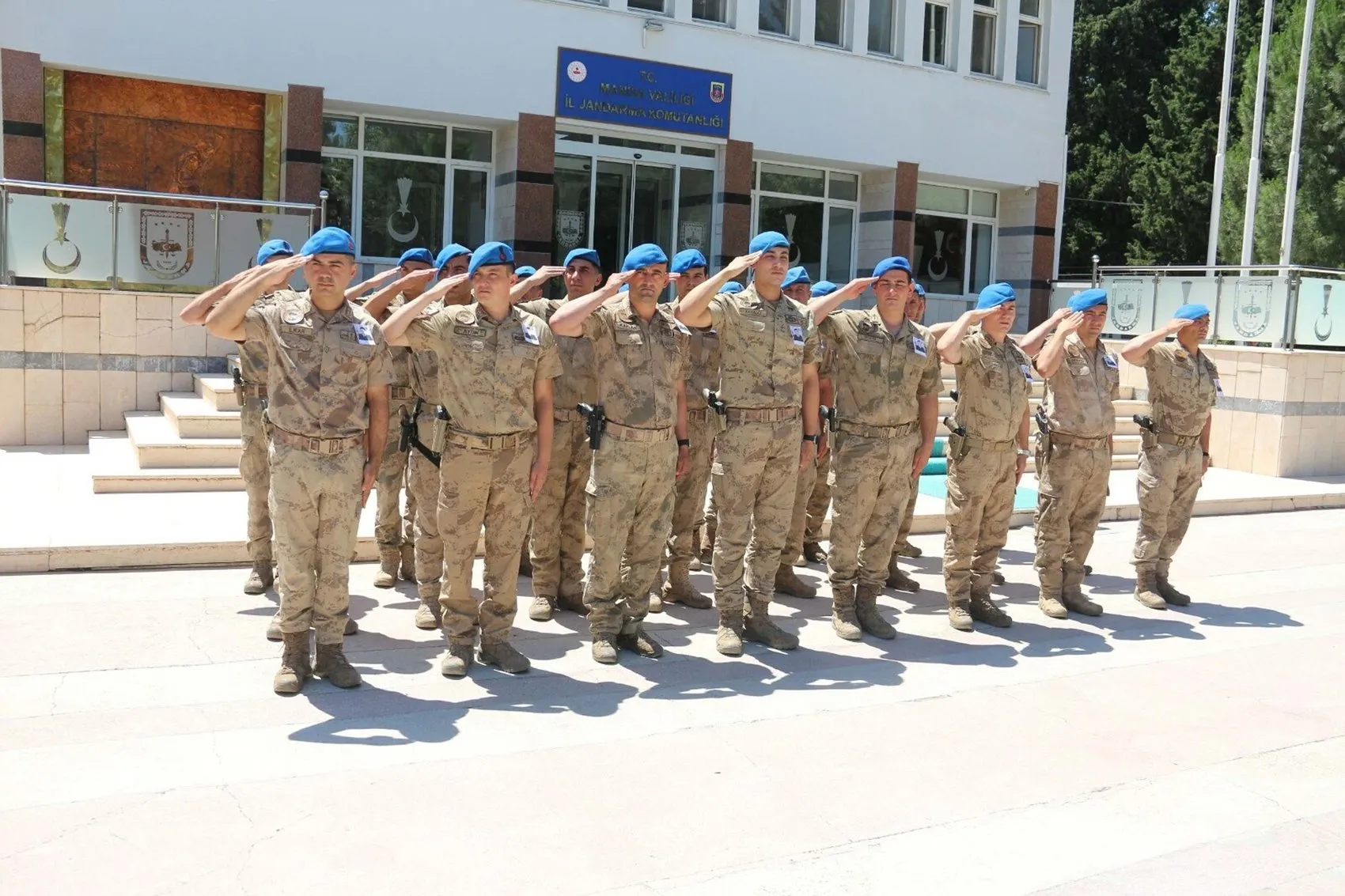 Manisa’da acı veda Uzman çavuş son yolculuğuna uğurlandı
