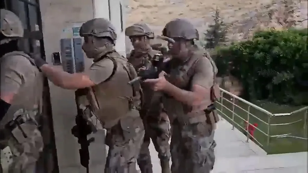 Elazığ merkezli operasyonda 29 şüpheli yakalandı