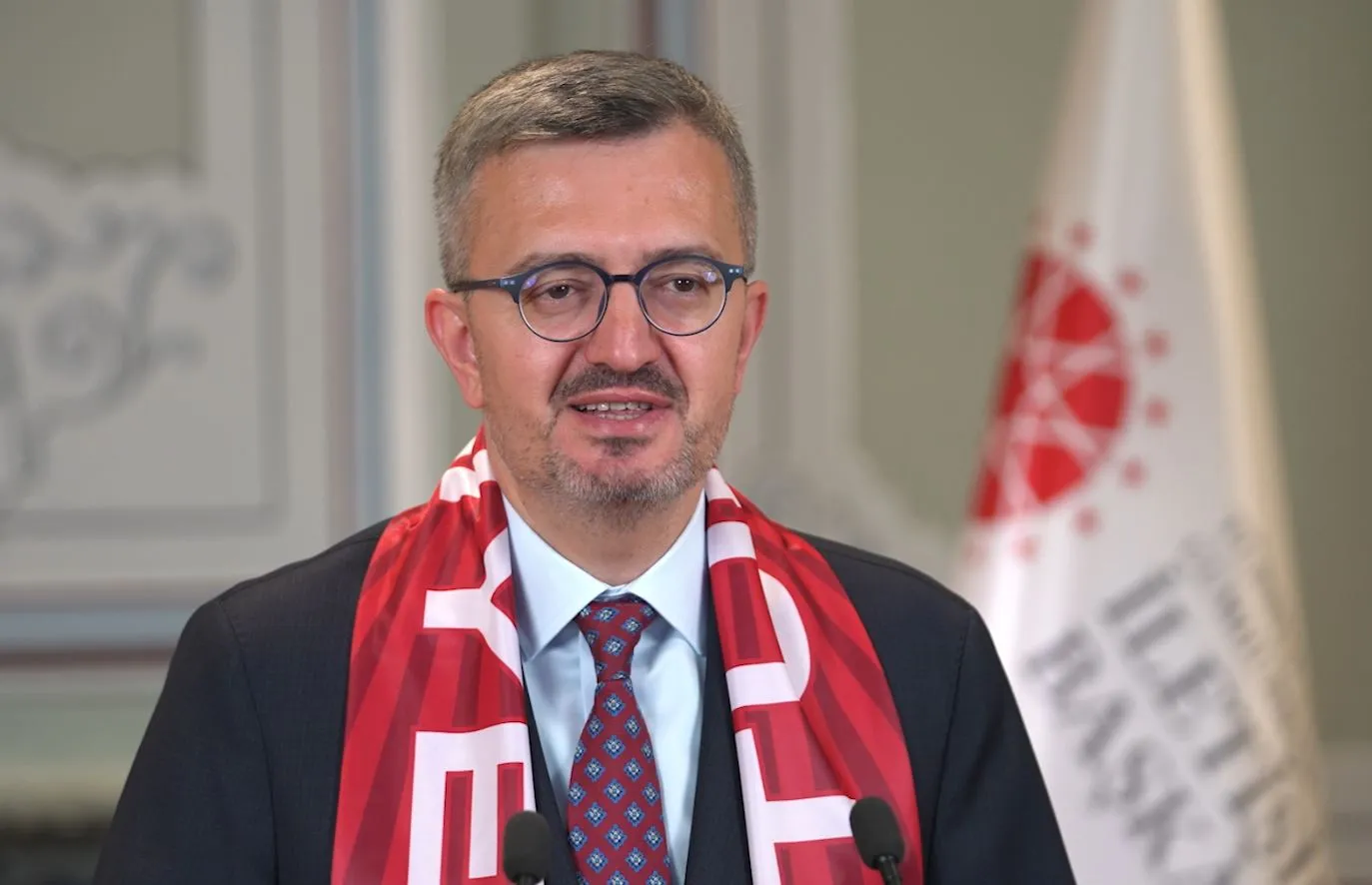 İletişim Başkanı Duran'dan A Milli Takım'a Dünya Kupası desteği