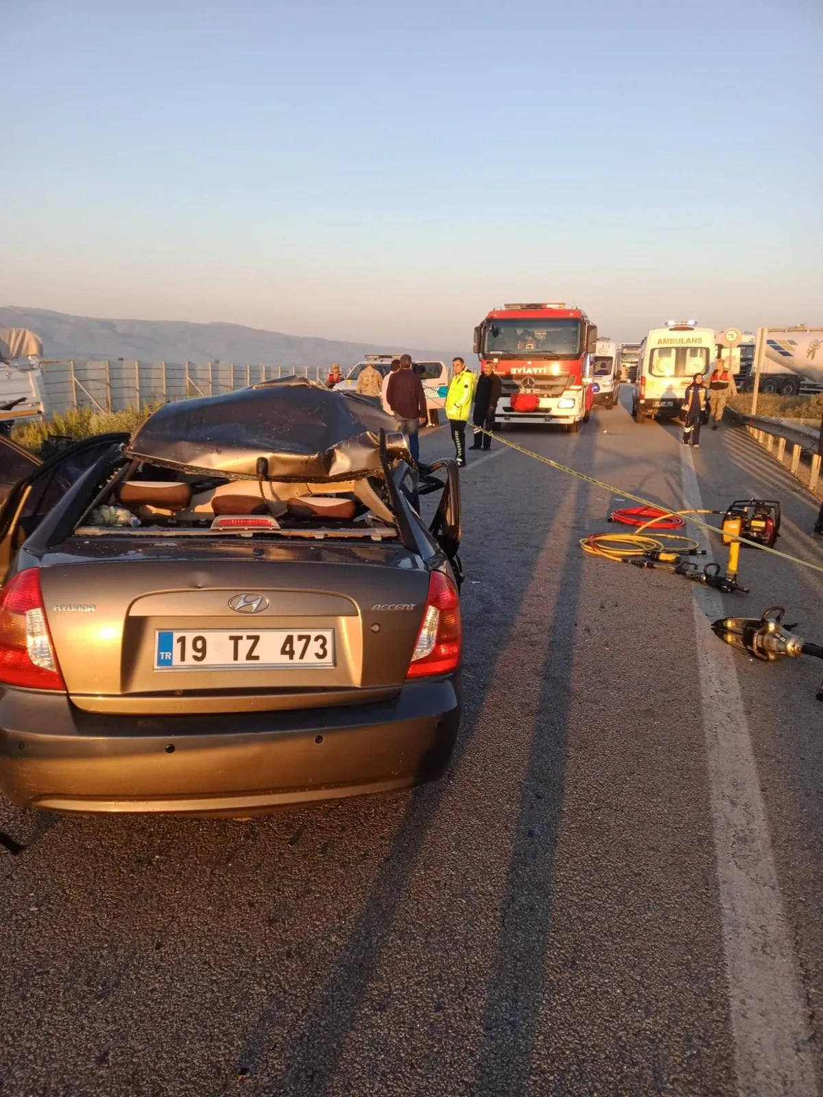 Erzurum yolunda acı kaza 3 kişi hayatını kaybetti