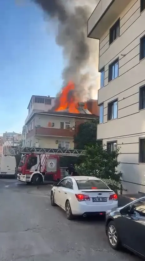 Gebze’de sabah saatlerinde bir daireyi alevler teslim aldı