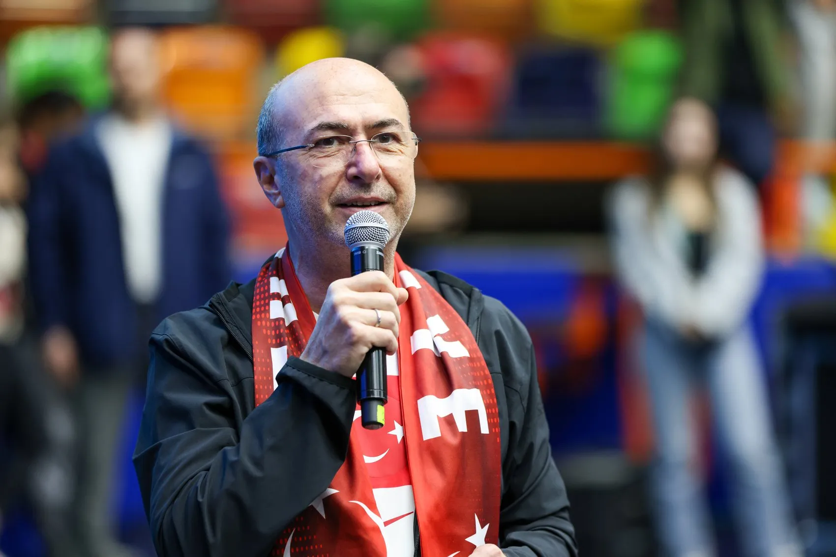 Konyalılar milli maç için sabahın köründe salona koştu