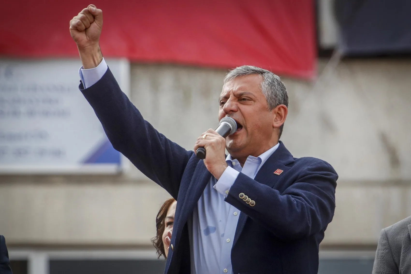 Özgür Özel erken seçim restini yineledi