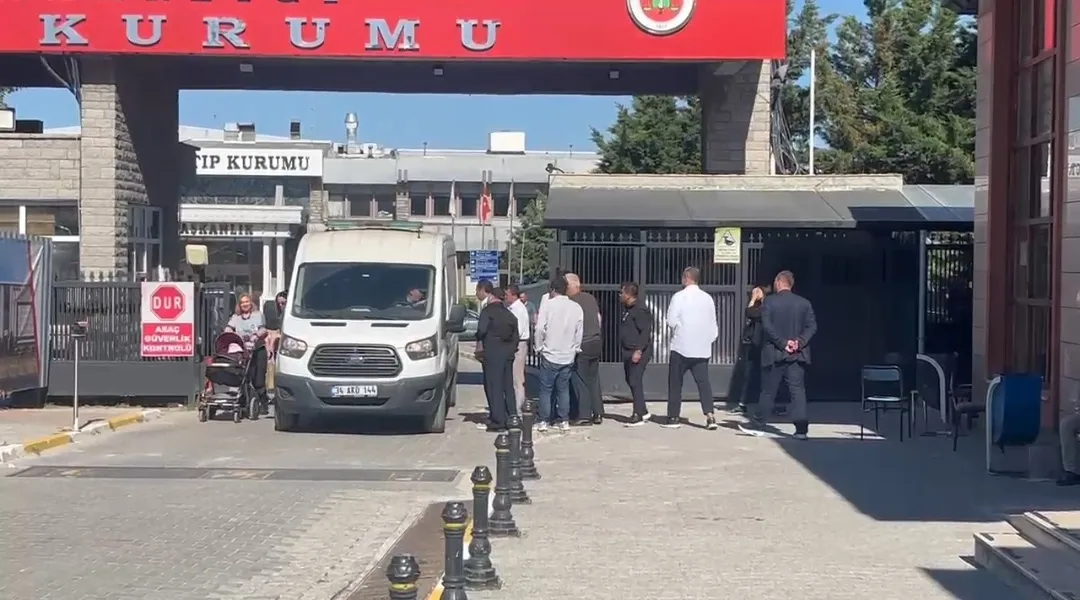 Fatih’te skuter kazası kamerada Bir kişi hayatını kaybetti