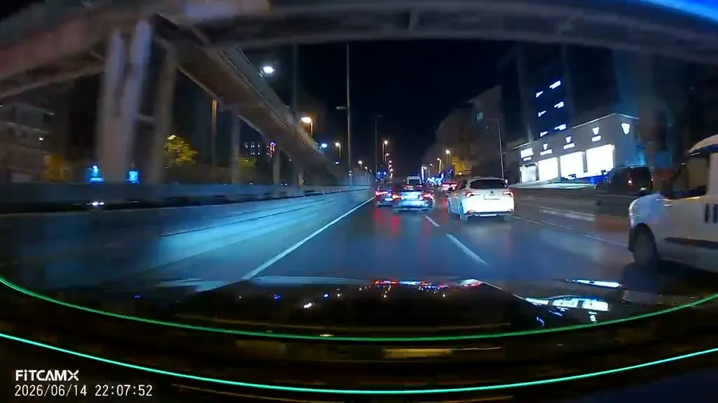 Avcılar trafiğini birbirine katan sürücüye ağır fatura